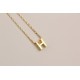 Glorria Gümüş 3 Boyutlu Minimalist H Harfi Kolye Glorria Gümüş 3 Boyutlu Minimalist H Harfi Kolye