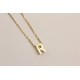 Glorria Gümüş 3 Boyutlu Minimalist R Harfi Kolye Glorria Gümüş 3 Boyutlu Minimalist R Harfi Kolye