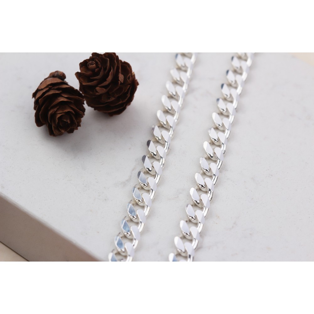 Glorria Gümüş 7mm Gurmet Zincir Kolye Glorria Gümüş 7mm Gurmet Zincir Kolye