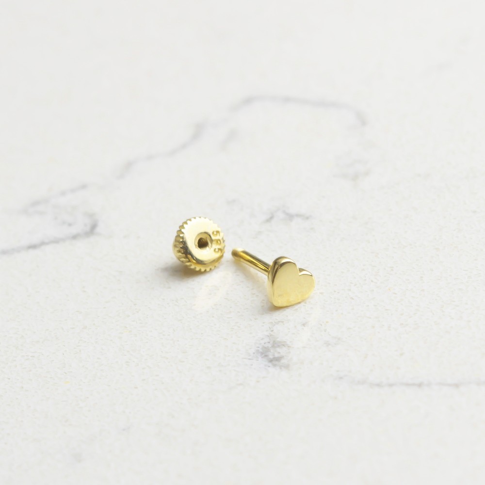 Glorria Altın Kalp Helix Piercing Glorria Altın Kalp Helix Piercing