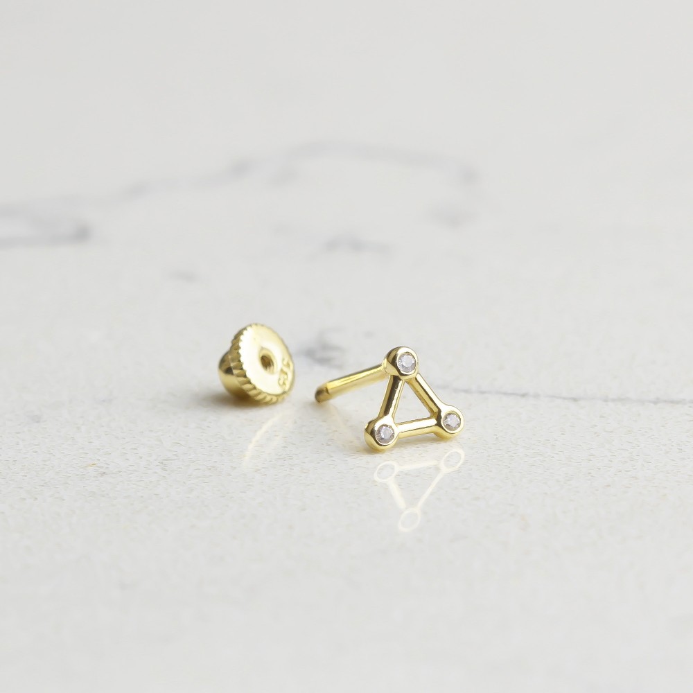 Glorria Altın Üçgen Helix Piercing