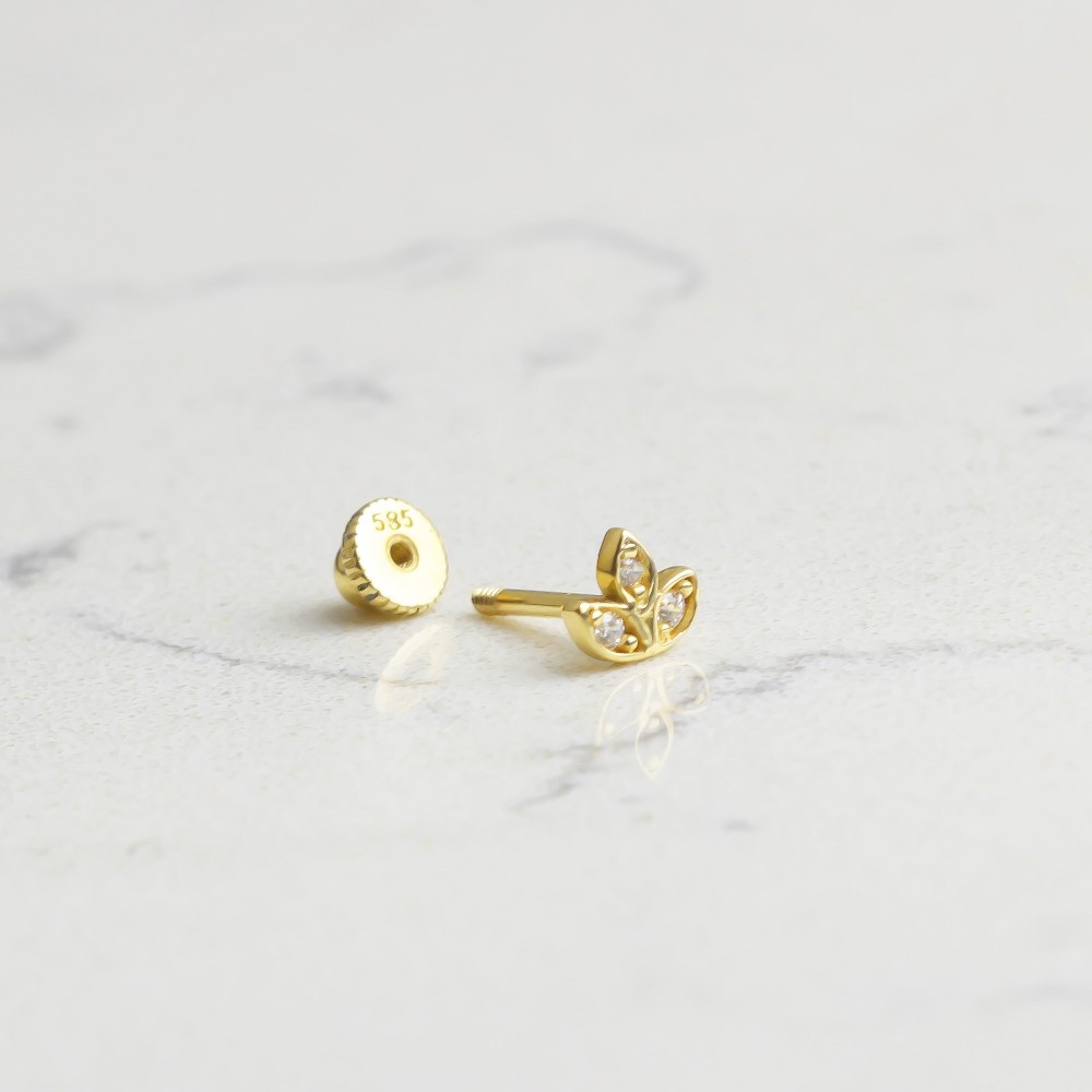 Glorria Altın Çiçek Helix Piercing Glorria Altın Çiçek Helix Piercing