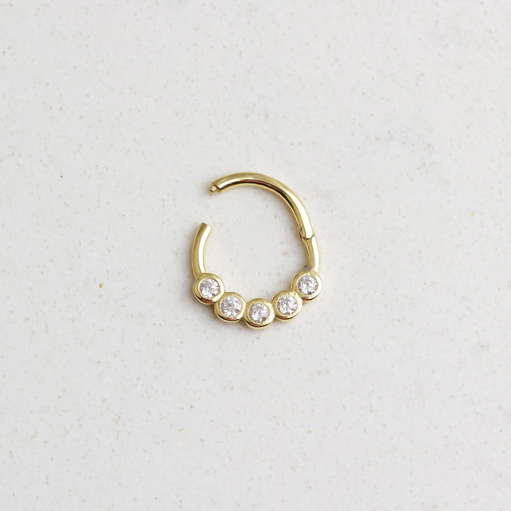 Glorria Altın Beş Taş Halka Piercing Glorria Altın Beş Taş Halka Piercing
