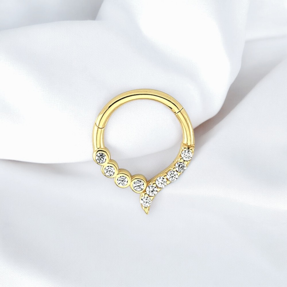 Glorria Altın Taşlı Halka Helix Piercing Glorria Altın Taşlı Halka Helix Piercing