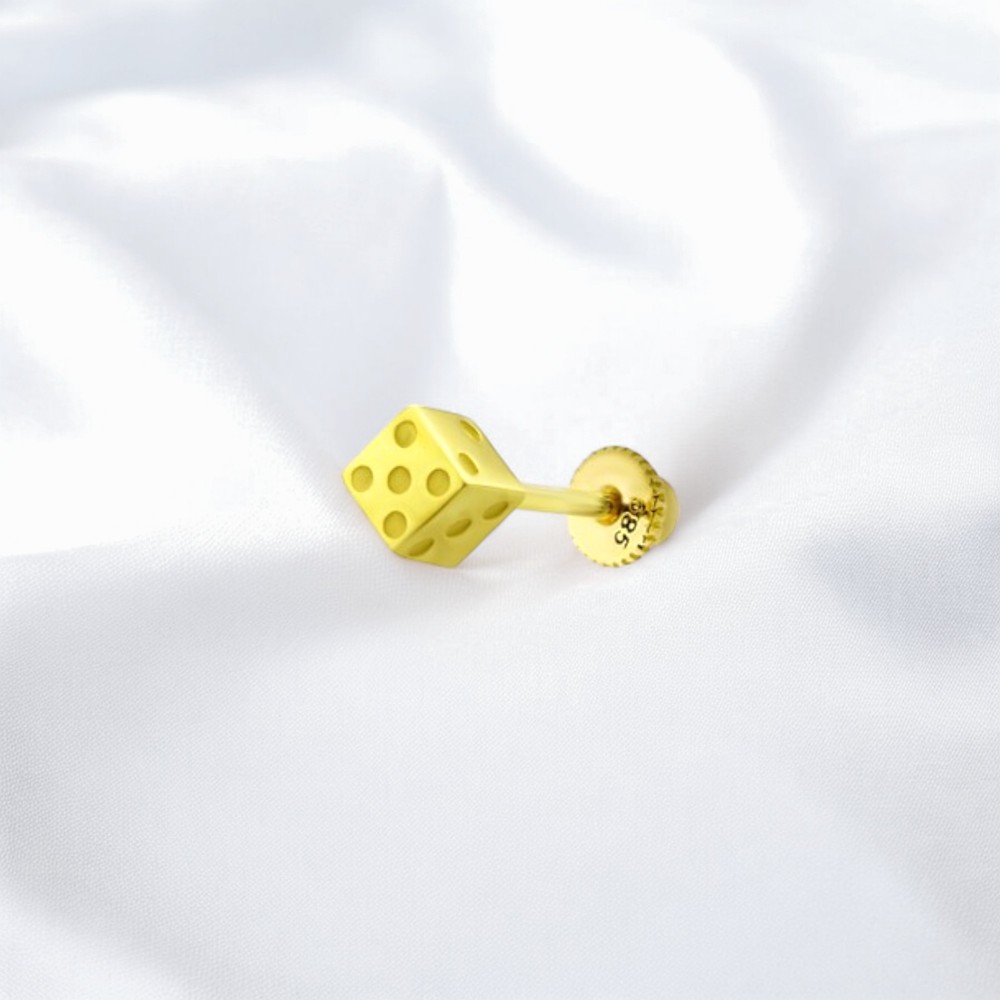 Glorria Altın Zar Helix Piercing Glorria Altın Zar Helix Piercing