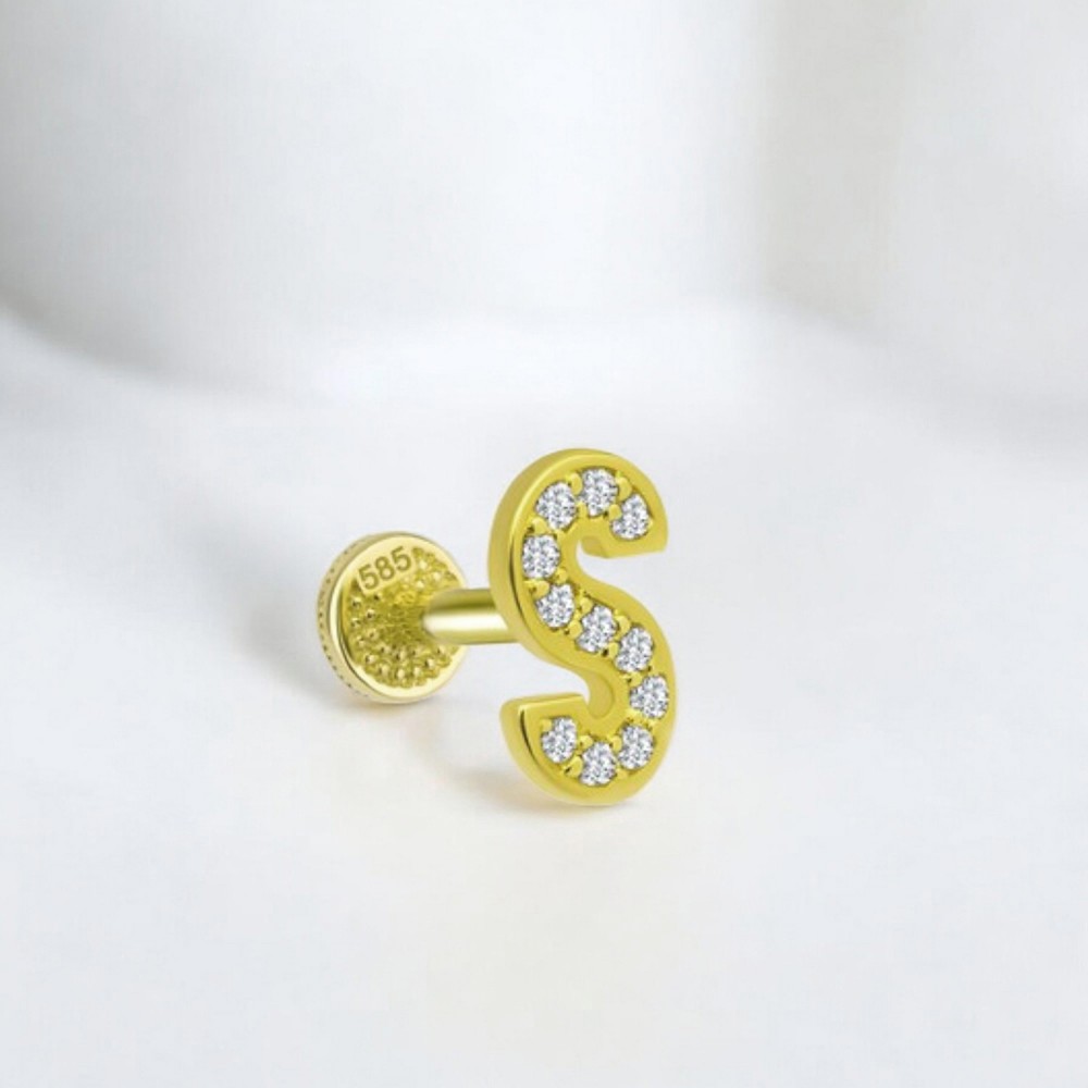 Glorria Altın S Harfi Tragus Piercing Glorria Altın S Harfi Tragus Piercing