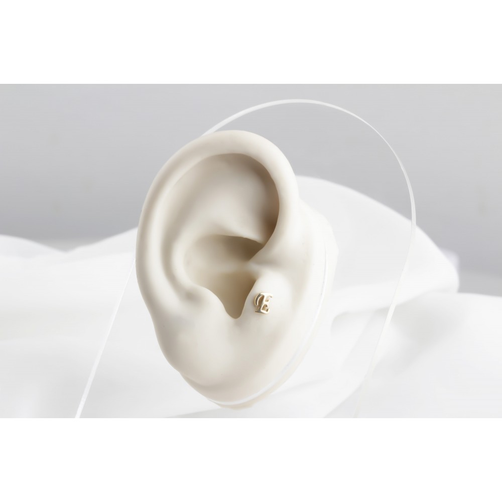 Glorria Altın E Harfi Tragus Piercing Glorria Altın E Harfi Tragus Piercing