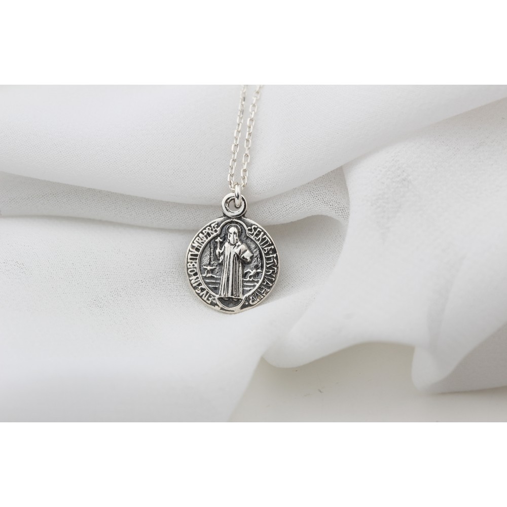 Glorria Gümüş Saint Benedict Kolye Glorria Gümüş Saint Benedict Kolye